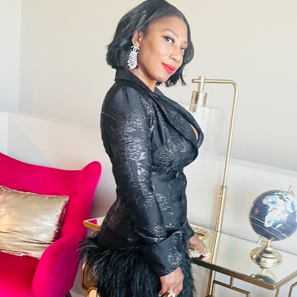 Meet your Posher, Tanisha - Picture 2 of 14